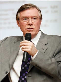 Michael C. Mitchell MCMHO(sh)Ӌ